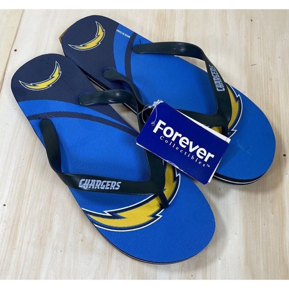 NFL Los Angeles Chargers Flip Flops Team Logo Football‎ NWT Various Sizes - Picture 1 of 7